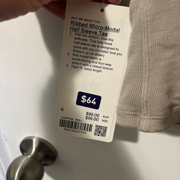 Lululemon ribbed micro modal 1/2 sleeve tee - Picture 3 of 3